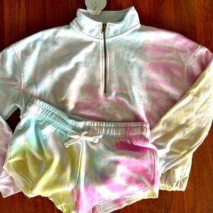 2-Piece set - Tie-Dye Pullover and Shorts